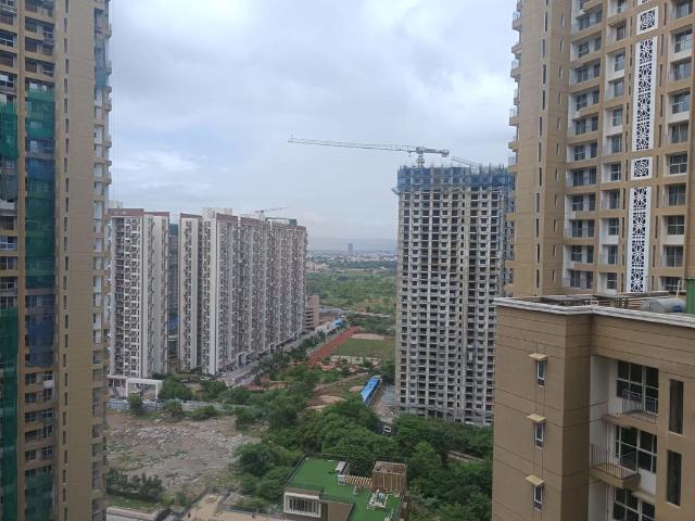 Resale | 3 BHK 870 Sq.Ft. Apartment in Godrej Sky Greens