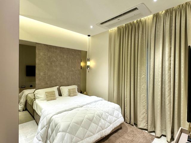 Resale | 3 BHK 871 Sq.Ft. Apartment in Delta Aveon City