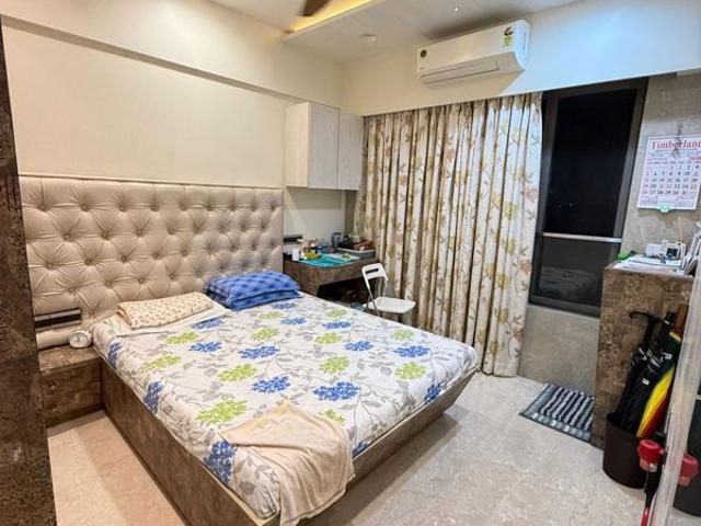 Resale | 3 BHK 880 Sq.Ft. Apartment in MS Courtyard