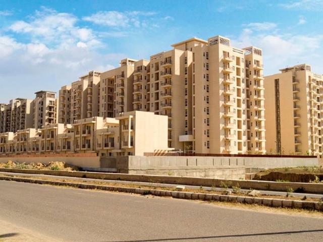 Resale | 3 BHK 906 Sq.Ft. Apartment in BPTP Park Elite Premium