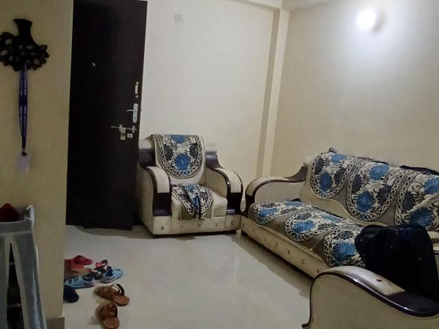 Resale | 3 BHK 900 Sq.Ft. Apartment in Zakir Nagar