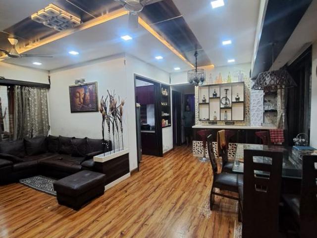 Resale | 3 BHK 900 Sq.Ft. Apartment in Paras Dev Paradise Mira