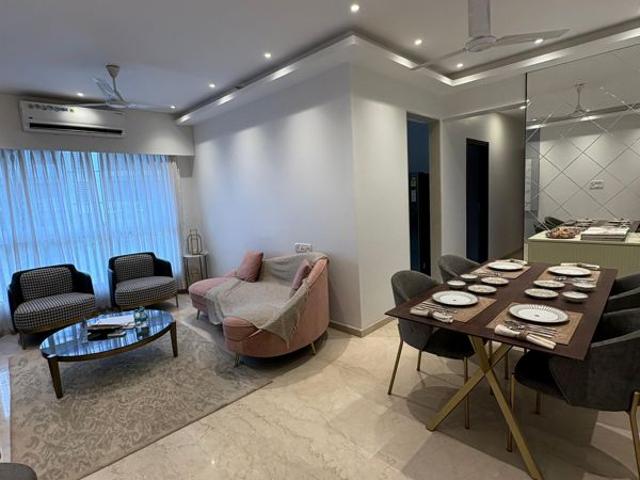 Resale | 3 BHK 916 Sq.Ft. Apartment in Prime One Vara