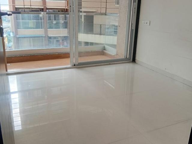 Resale | 3 BHK + 926 Sq.Ft. Apartment in Seawoods Sector 40