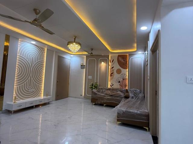 Resale | 3 BHK + 929 Sq.Ft. Apartment in Redwood Celest