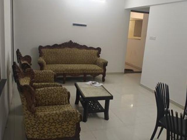 Resale | 3 BHK 920 Sq.Ft. Apartment in 38 Park Majestique