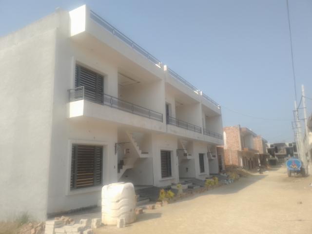 Resale | 3 BHK 92 Sq.Yd. Villa in R.S Villa