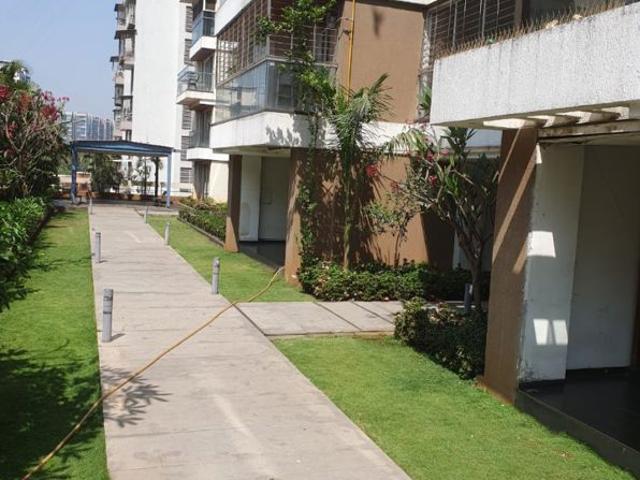Resale | 3 BHK 935 Sq.Ft. Apartment in Akshar Alvario