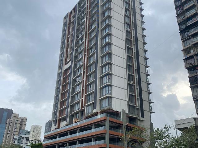 Resale | 3 BHK 955 Sq.Ft. Apartment in Jivan Prakash Apartment