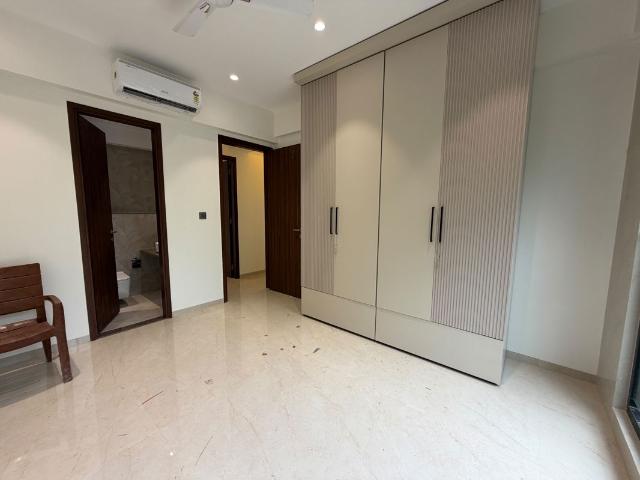 Resale | 3 BHK + 950 Sq.Ft. Apartment in Mayfair Mira Pride