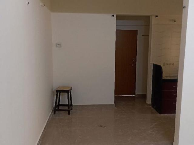 Resale | 3 BHK + 964 Sq.Ft. Apartment in Arko Star Vista