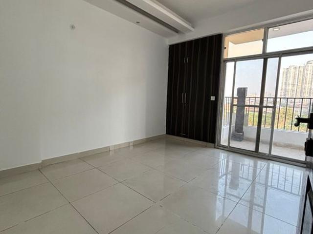 Resale | 3 BHK 961 Sq.Ft. Apartment in Divyansh Pratham