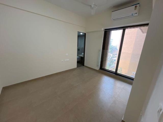 Resale | 3 BHK 985 Sq.Ft. Apartment in Kanakiya Mmrda