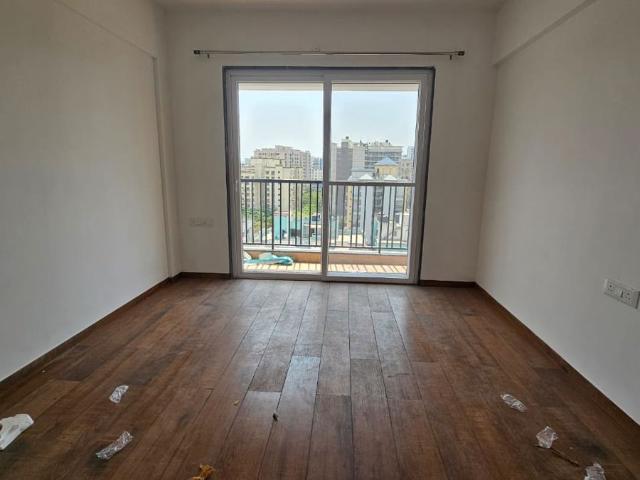 Resale | 3 BHK + 987 Sq.Ft. Apartment in Unique K City
