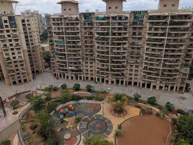 Resale | 3 BHK 994 Sq.Ft. Apartment in Nahar Camellia Apartment