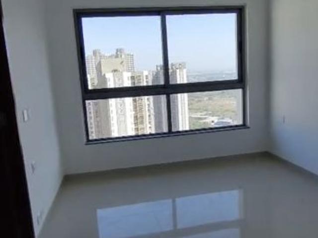 Resale | 3 BHK + 991 Sq.Ft. Apartment in Kalpataru Immensa C
