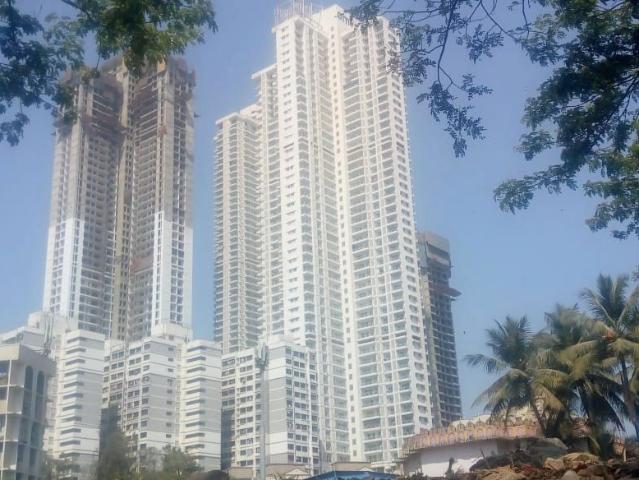 Resale | 3 BHK + Basement 1286 Sq.Ft. Apartment in Omkar Alta Monte