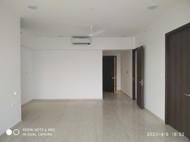 Resale | 3 BHK + Basement 1233 Sq.Ft. Apartment in Bhattad Celestia Spaces Phase II
