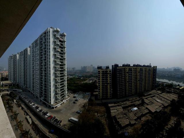 Resale | 3 BHK + Basement 1500 Sq.Ft. Apartment in Kharadi