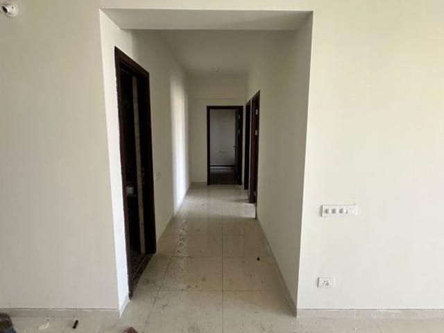 Resale | 3 BHK + Basement 1667 Sq.Ft. Apartment in Century Horizon