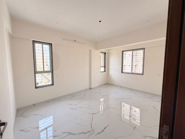 Resale | 3 BHK + Basement 1600 Sq.Ft. Apartment in Supreme Estia Phase 1