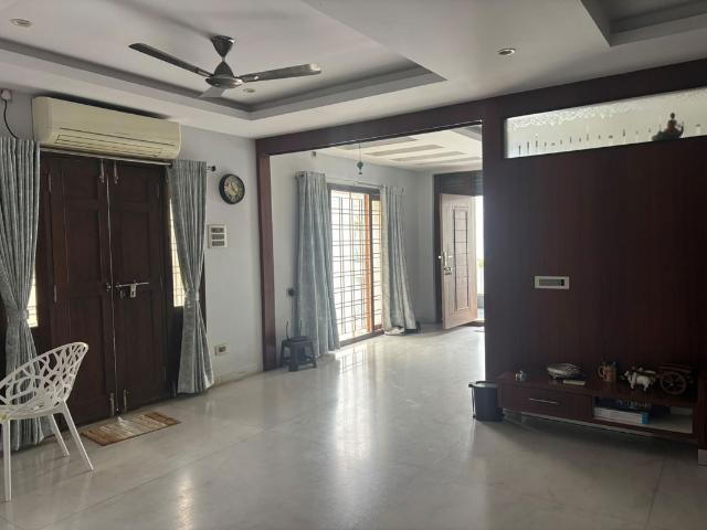 Resale | 3 BHK + Basement 2250 Sq.Ft. Apartment in Madhapur