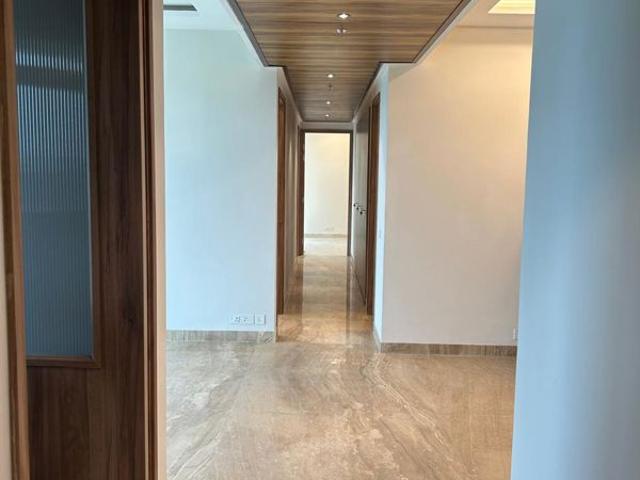 Resale | 3 BHK + Basement,Store Room 1860 Sq.Ft. Apartment in Ambience Creacions