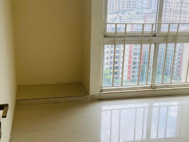 Resale | 3 BHK + Extra Room 869 Sq.Ft. Apartment in Vijay Orovia