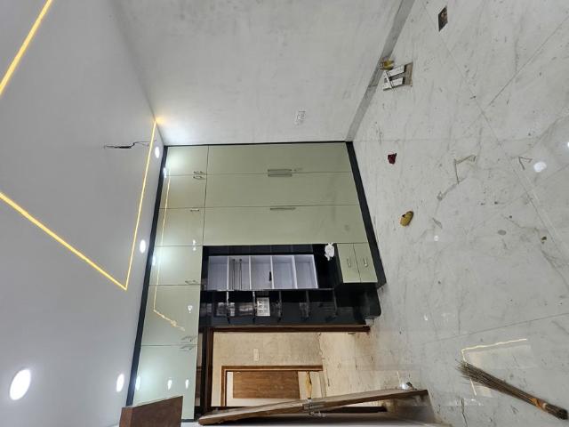 Resale | 3 BHK + Extra Room 900 Sq.Ft. Apartment in Dilshad Garden