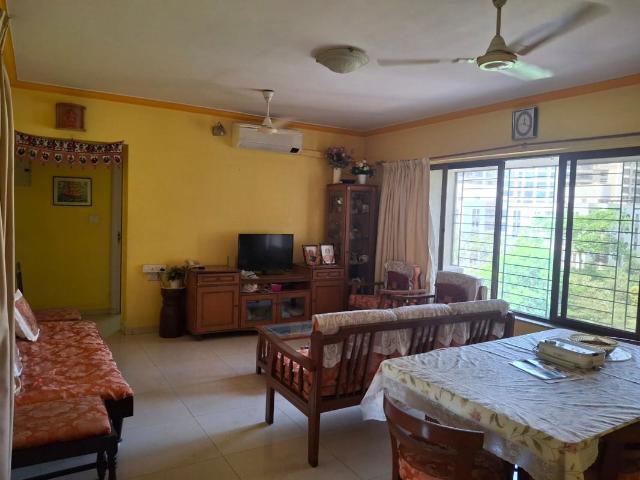 Resale | 3 BHK + Extra Room 1100 Sq.Ft. Apartment in Jasmine Tower