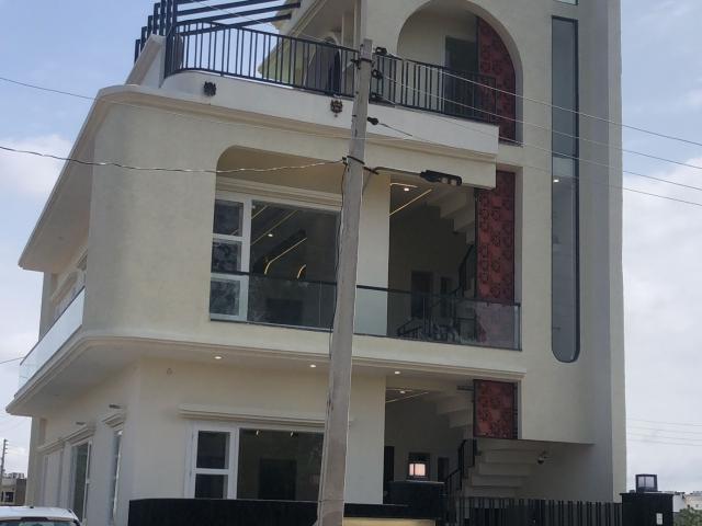 Resale | 3 BHK + Extra Room 1130 Sq.Ft. Independent House in Touch Homes