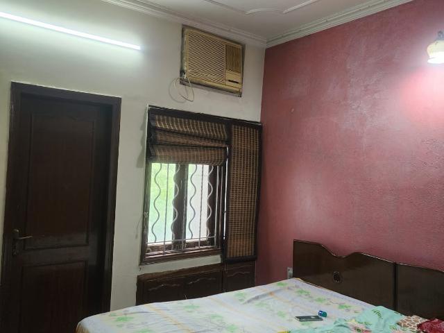 Resale | 3 BHK + Extra Room 1200 Sq.Ft. Apartment in Santusthi Apartment Secto