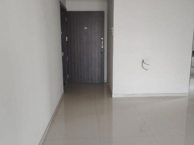 Resale | 3 BHK + Extra Room 1200 Sq.Ft. Apartment in Sea Regency