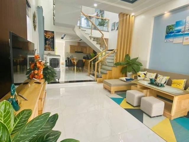 Resale | 3 BHK + Extra Room 1200 Sq.Ft. Villa in Bidadi