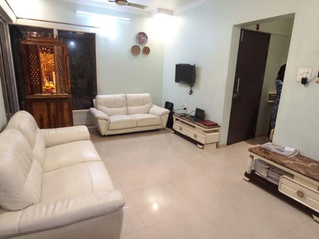 Resale | 3 BHK + Extra Room 1250 Sq.Ft. Apartment in Kohinoor Courtyard One