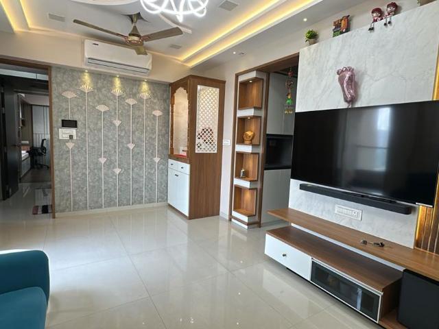 Resale | 3 BHK + Extra Room 1295 Sq.Ft. Apartment in Mantri Mantri Mystica A Part