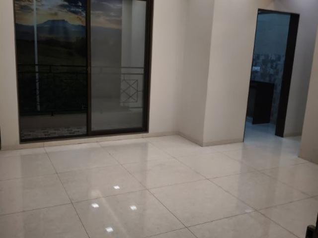 Resale | 3 BHK + Extra Room 1361 Sq.Ft. Apartment in Shree Balaji Sarvoday