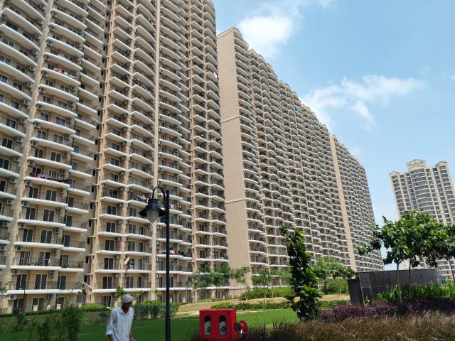 Resale | 3 BHK + Extra Room 1400 Sq.Ft. Apartment in ATS Homekraft Pious Hideaways