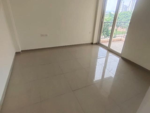 Resale | 3 BHK + Extra Room 1414 Sq.Ft. Apartment in Omaxe The Resort