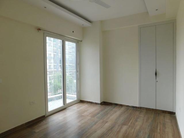 Resale | 3 BHK + Extra Room 1475 Sq.Ft. Apartment in Indirapuram Shakti Khand 1