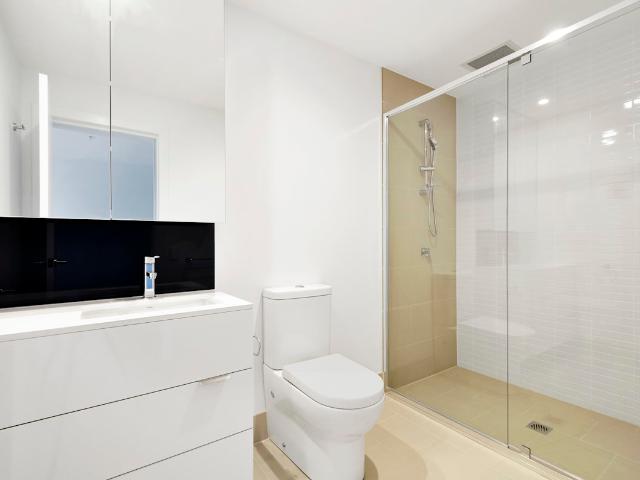 Resale | 3 BHK + Extra Room 1502 Sq.Ft. Apartment in Godrej RKS