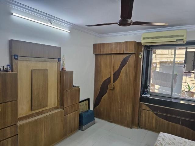 Resale | 3 BHK + Extra Room 1600 Sq.Ft. Penthouse in Ashoka CHS