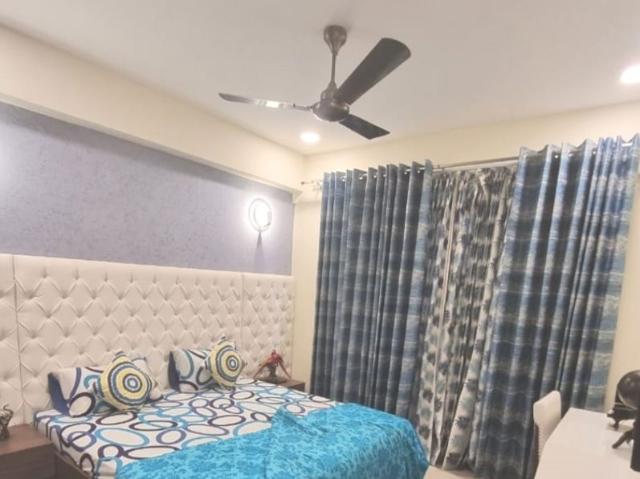 Resale | 3 BHK + Extra Room 1661 Sq.Ft. Apartment in Hero Homes
