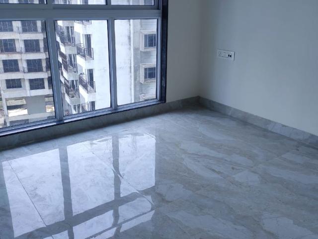 Resale | 3 BHK + Extra Room 1670 Sq.Ft. Apartment in Platinum Heights Mumbai