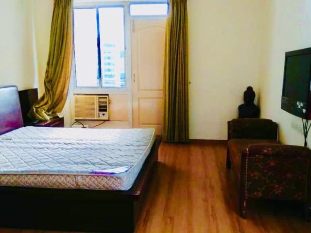 Resale | 3 BHK + Extra Room 1692 Sq.Ft. Apartment in M3M Ikonic