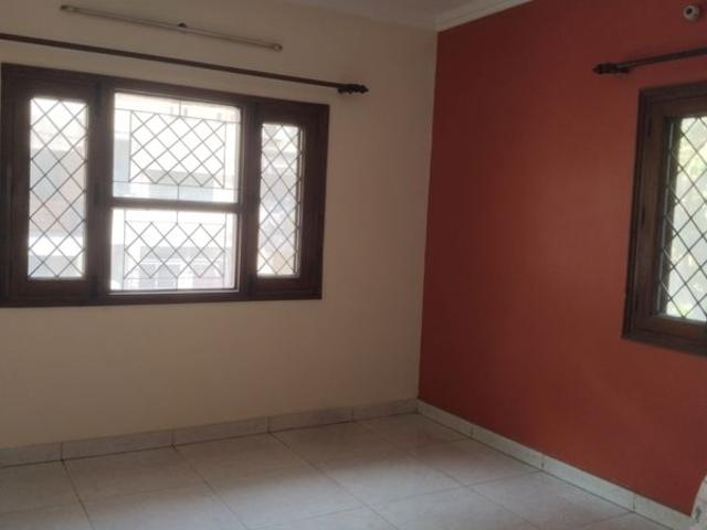 Resale | 3 BHK + Extra Room 1800 Sq.Ft. Apartment in Sarita Vihar
