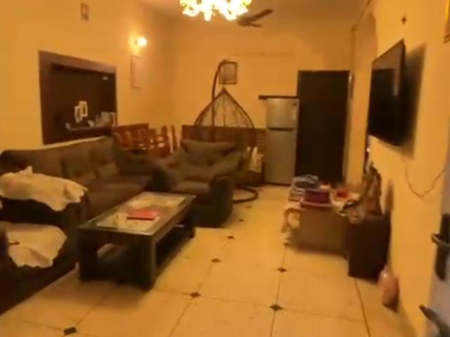 Resale | 3 BHK + Extra Room 180 Sq.Yd. Independent House in Espire Towers