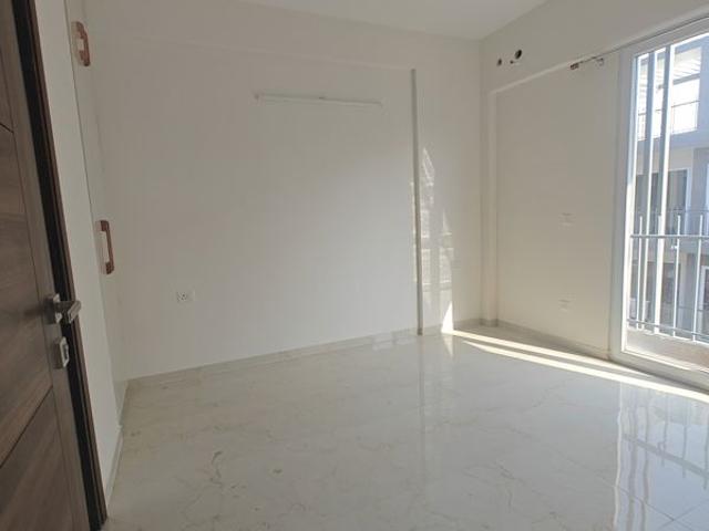 Resale | 3 BHK + Extra Room 1918 Sq.Ft. Apartment in Godrej Air Sector 85