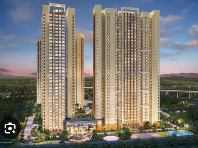 Resale | 3 BHK + Extra Room 1938 Sq.Ft. Apartment in Runwal The Central Park