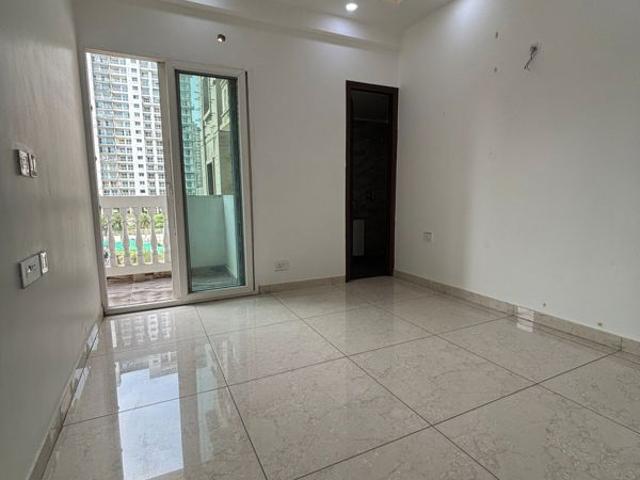 Resale | 3 BHK + Extra Room 1980 Sq.Ft. Apartment in Samridhi Daksh Avenue